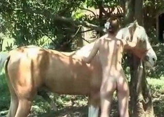 Deepthroating for a small pony