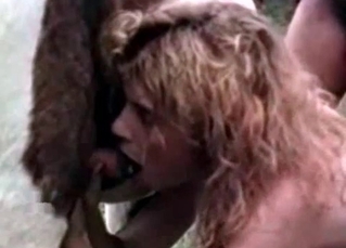 Zoo sex for a blonde MILF