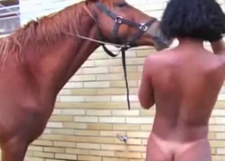 Meaty black pussy serviced