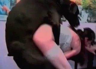 Loose pussy used by a black hunter