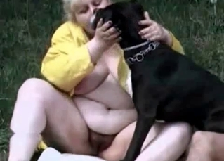 Outdoors sex for a depraved boxer