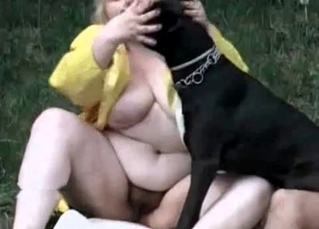 Outdoors sex for a depraved boxer