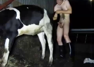 Dude destroying this beast's hole